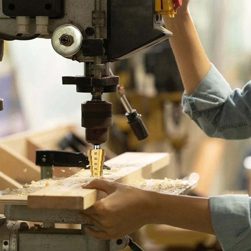 Kit 3 Brocas de aço Titânio 3mm ate 32mm