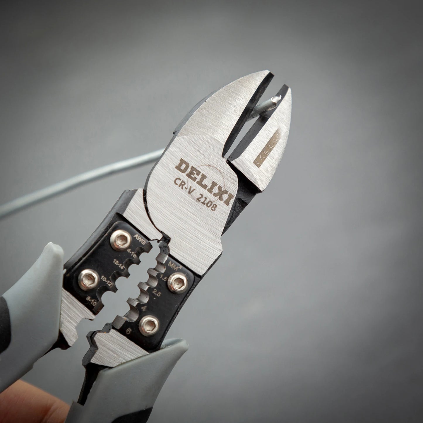 ALICATE MODUS PROFISSONAL DE ATLTA QUALIDADE